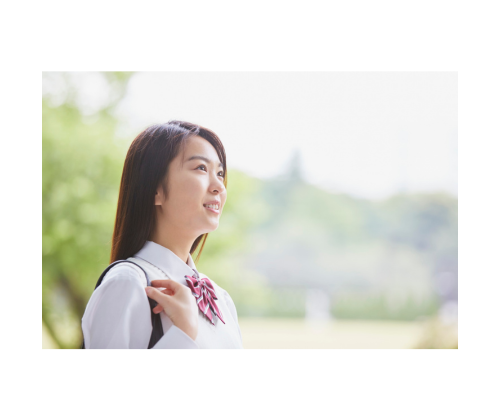 希望に満ちた女子中学生の画像